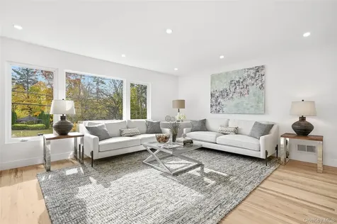 2222 Boston Post Road Larchmont NY 10538