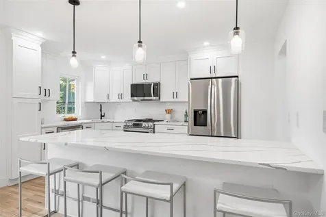 2222 Boston Post Road Larchmont NY 10538