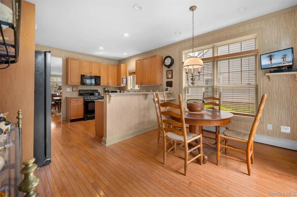 333 E Overlook Port Washington NY 11050