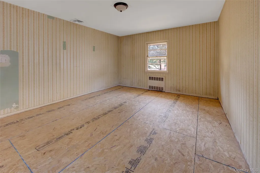 197 Delaware Avenue Freeport NY 11520