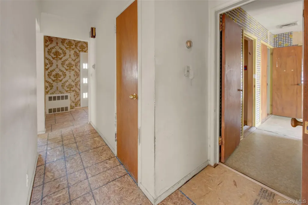 197 Delaware Avenue Freeport NY 11520