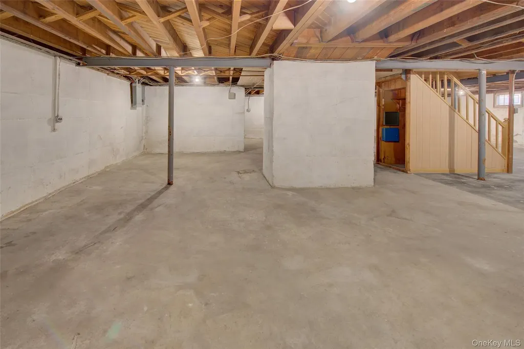 197 Delaware Avenue Freeport NY 11520