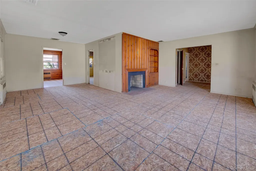 197 Delaware Avenue Freeport NY 11520