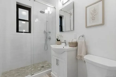 242 Bronxville Road Bronxville NY 10708