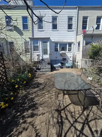 92-10 91st Avenue Woodhaven NY 11421