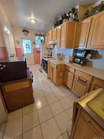 92-10 91st Avenue Woodhaven NY 11421