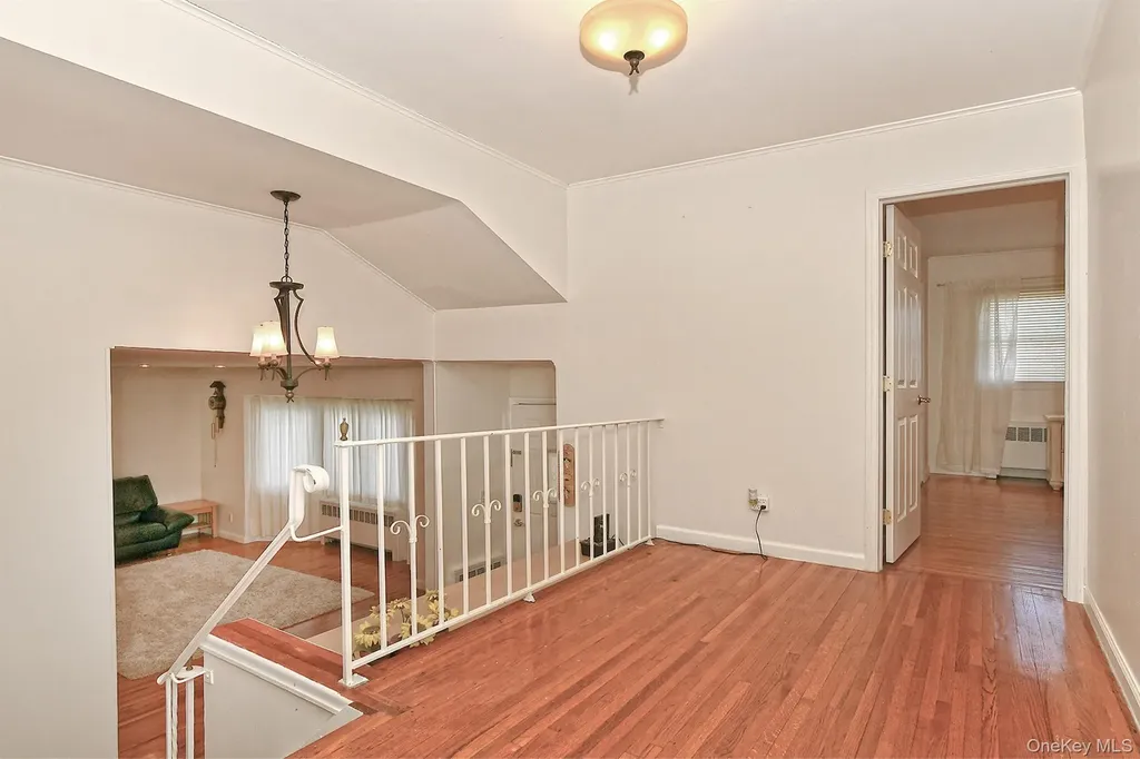 53 Stuart Drive Syosset NY 11791