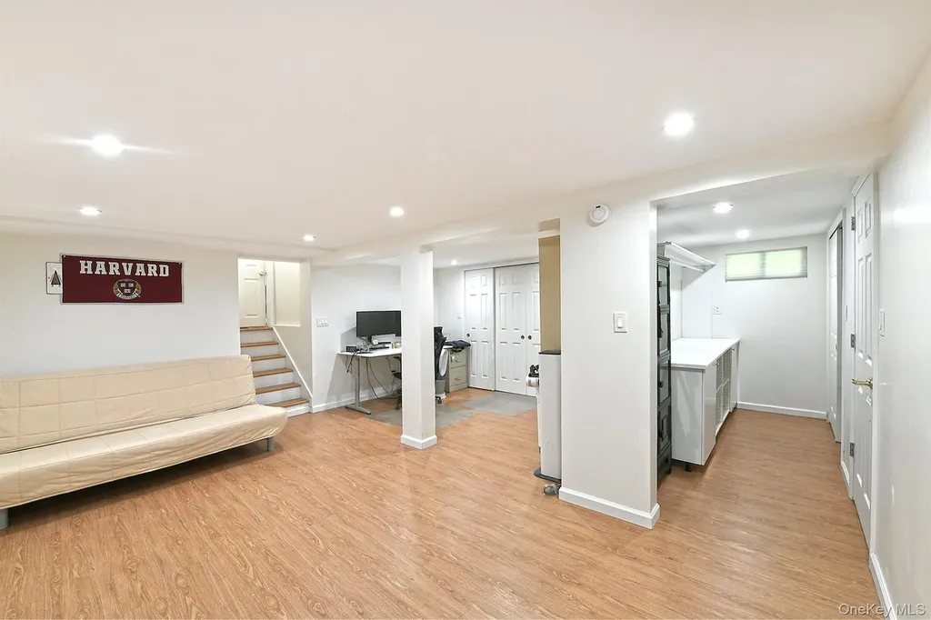53 Stuart Drive Syosset NY 11791