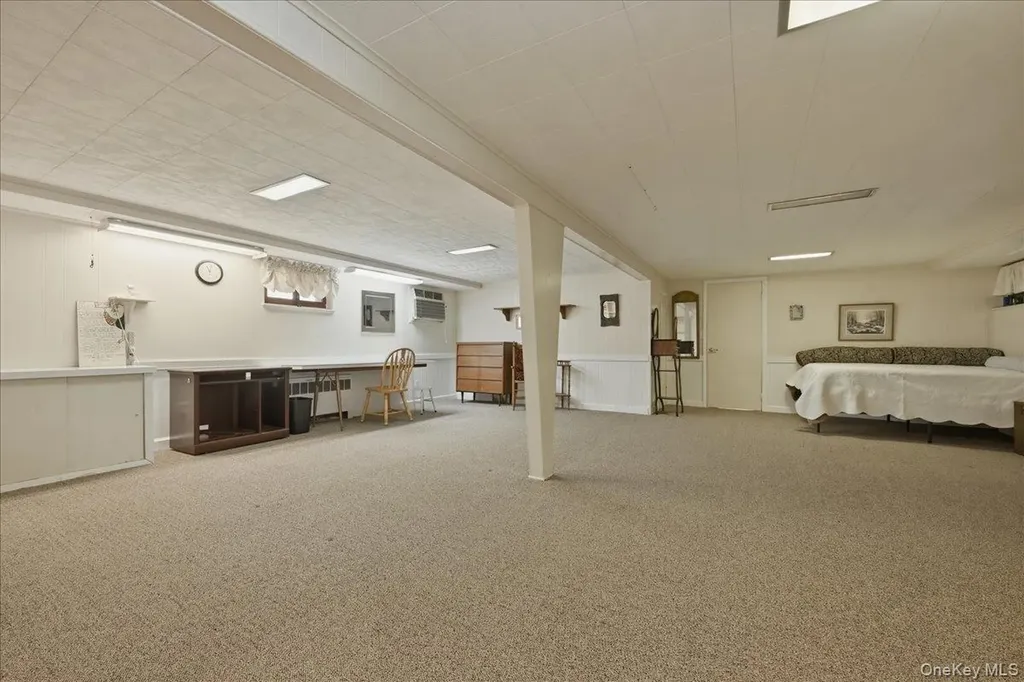 34 Jasmine Lane Valley Stream NY 11581