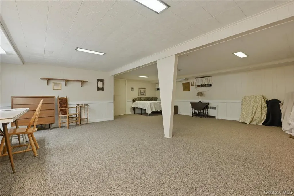 34 Jasmine Lane Valley Stream NY 11581