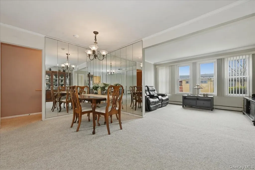 34 Jasmine Lane Valley Stream NY 11581