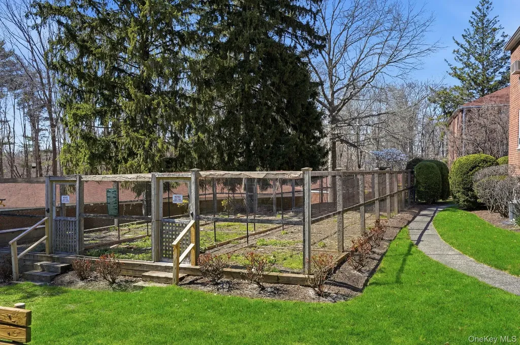 3 Bryant Crescent White Plains NY 10605