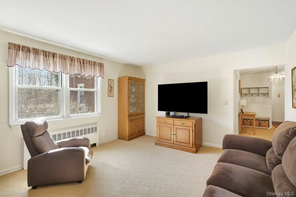 3 Bryant Crescent White Plains NY 10605