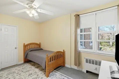 3 Bryant Crescent White Plains NY 10605