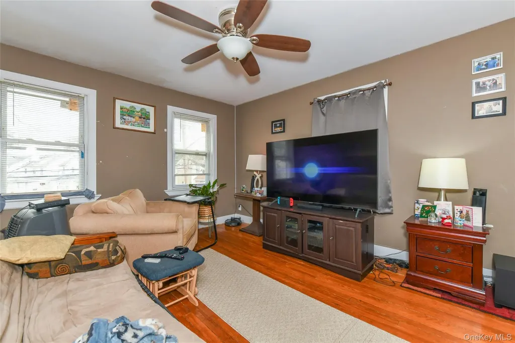 24032 146th Avenue Rosedale NY 11422