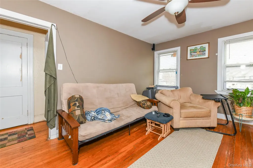 24032 146th Avenue Rosedale NY 11422
