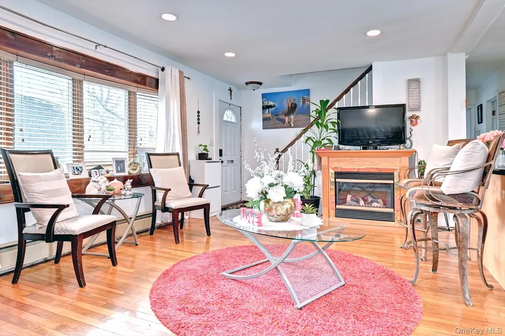 12 Bruce Lane Kings Park NY 11754