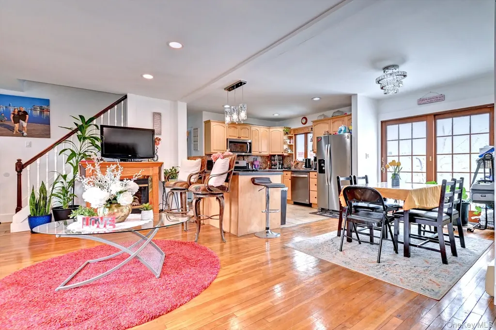 12 Bruce Lane Kings Park NY 11754