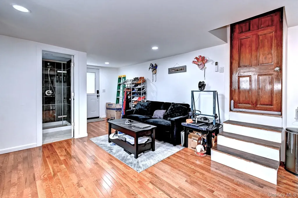 12 Bruce Lane Kings Park NY 11754