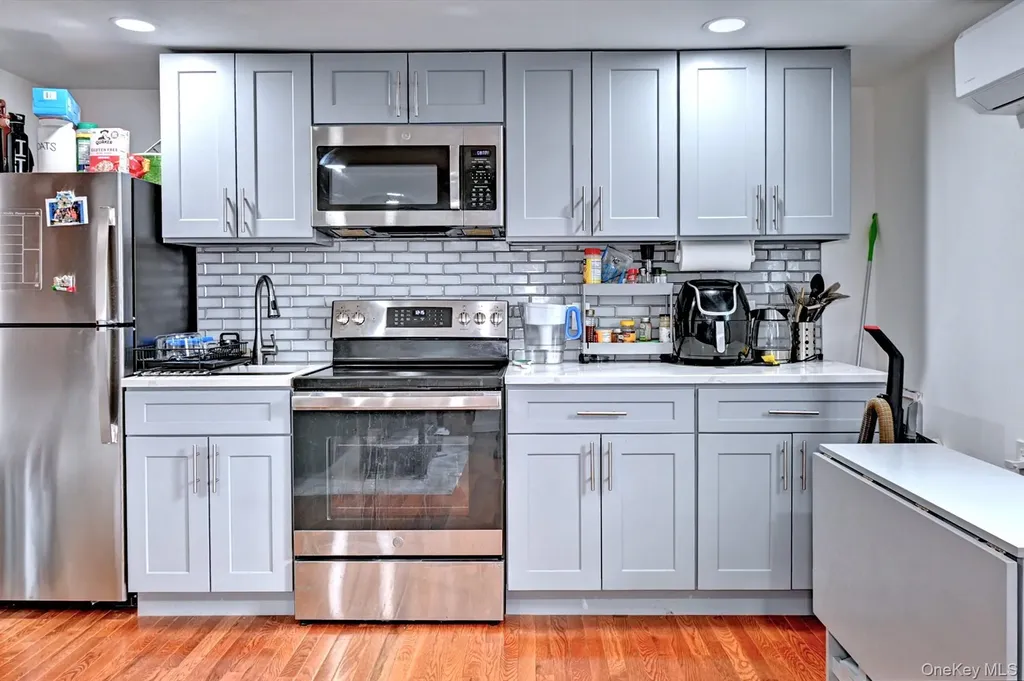 12 Bruce Lane Kings Park NY 11754
