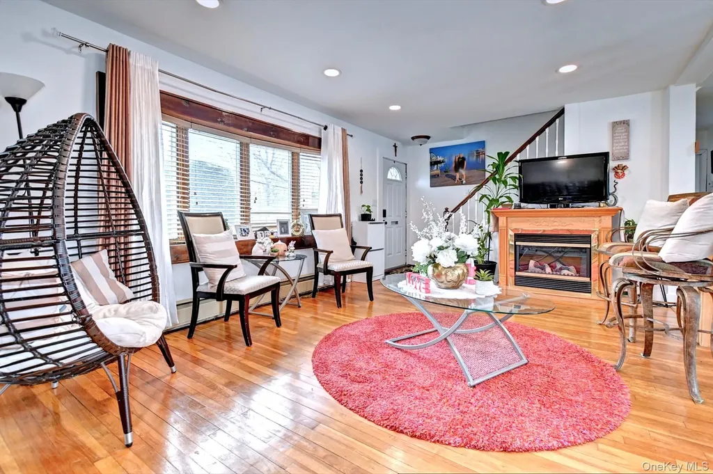 12 Bruce Lane Kings Park NY 11754