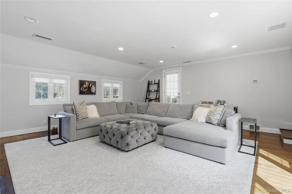 6 Spruce Hollow Armonk NY 10504