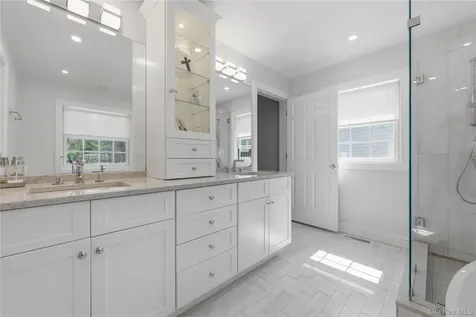 6 Spruce Hollow Armonk NY 10504