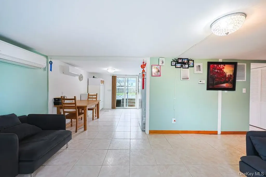 376 Magnolia Drive Selden NY 11784