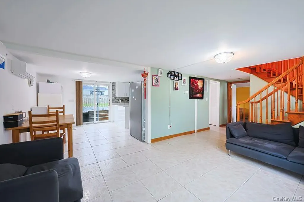 376 Magnolia Drive Selden NY 11784