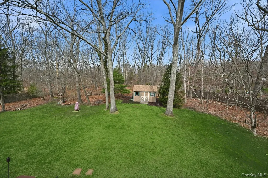41 N Country Road Shoreham NY 11786