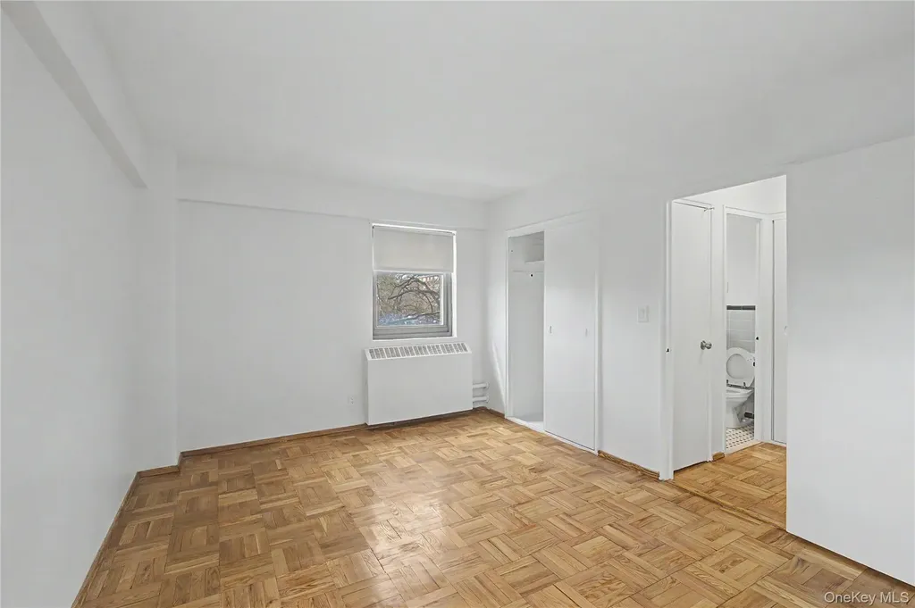 21-85 34th Avenue Astoria NY 11106