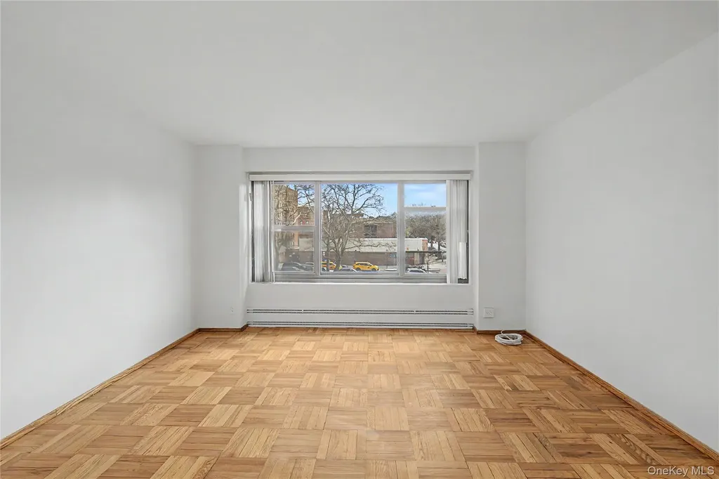 21-85 34th Avenue Astoria NY 11106