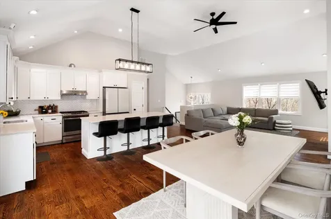 10 Eagle Hill Road Mahopac NY 10541