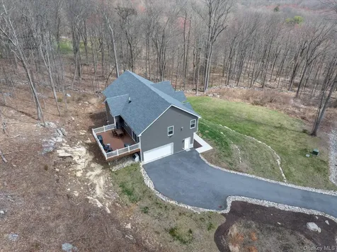 10 Eagle Hill Road Mahopac NY 10541