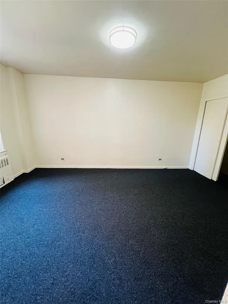 2385 Barker Avenue Bronx NY 10467