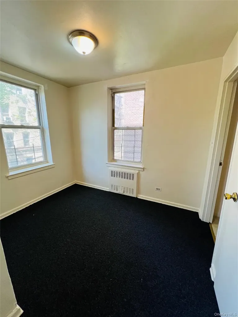 2385 Barker Avenue Bronx NY 10467