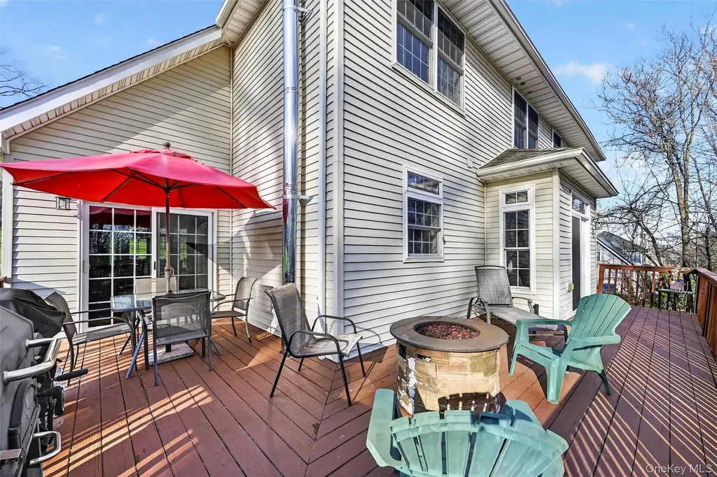 47 Willets Way Newburgh NY 12550