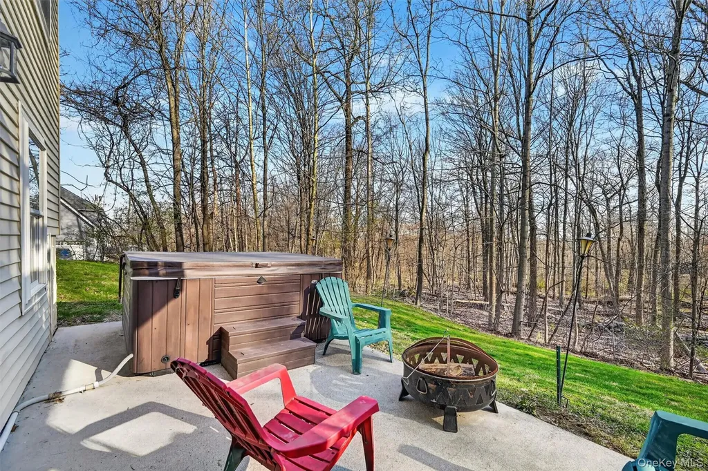 47 Willets Way Newburgh NY 12550
