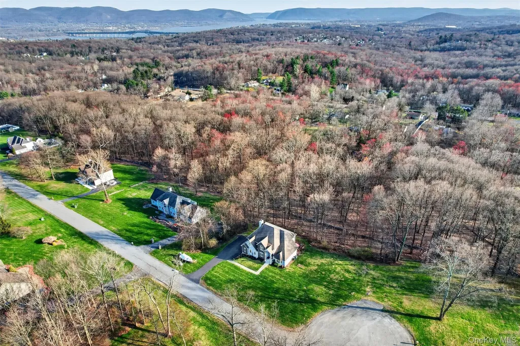 47 Willets Way Newburgh NY 12550