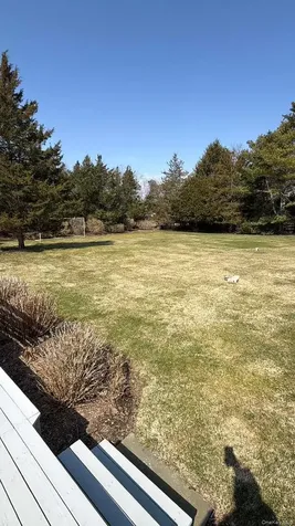 582 Hayground Road Wainscott NY 11976