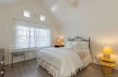 582 Hayground Road Wainscott NY 11976