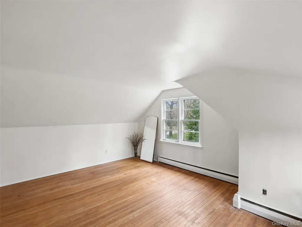 20 Cherry Lane Huntington NY 11743