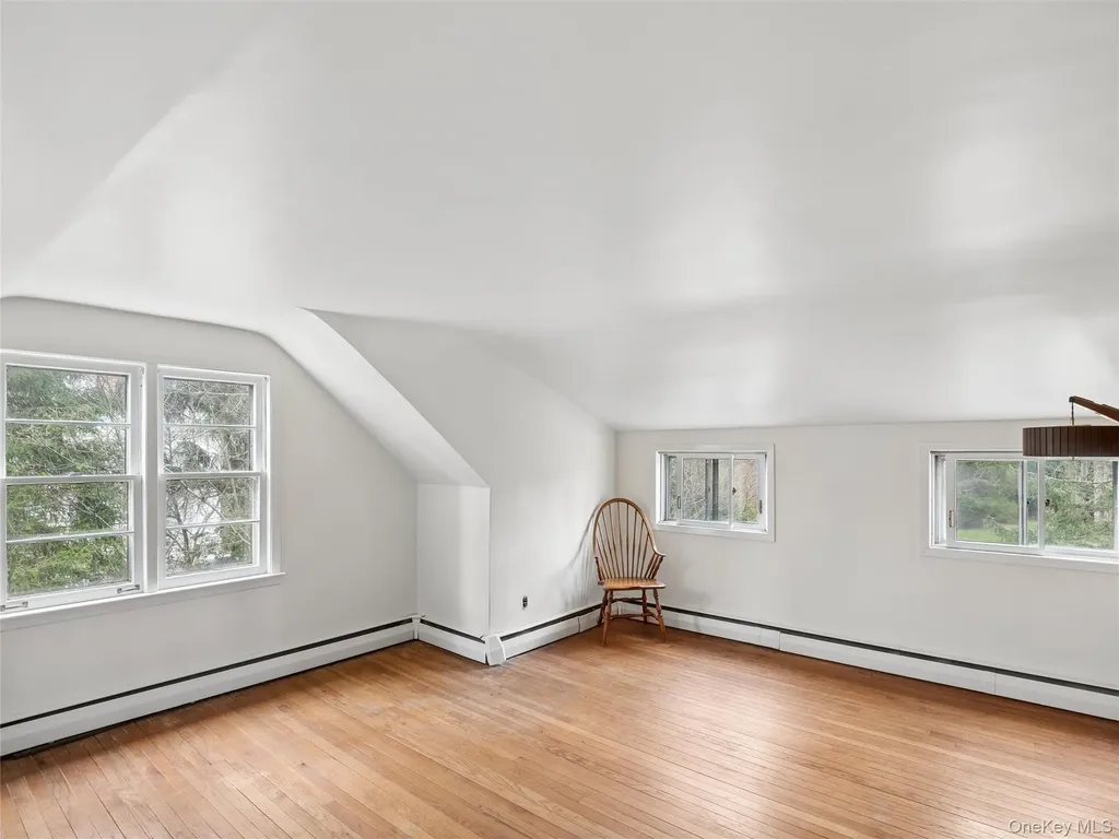 20 Cherry Lane Huntington NY 11743