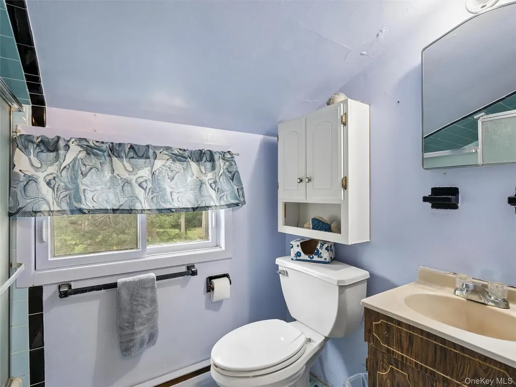20 Cherry Lane Huntington NY 11743