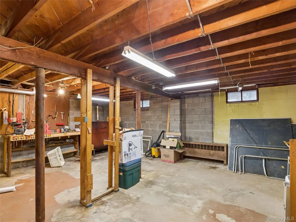 20 Cherry Lane Huntington NY 11743
