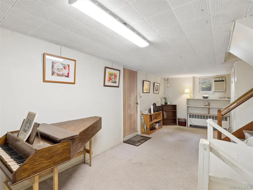20 Cherry Lane Huntington NY 11743