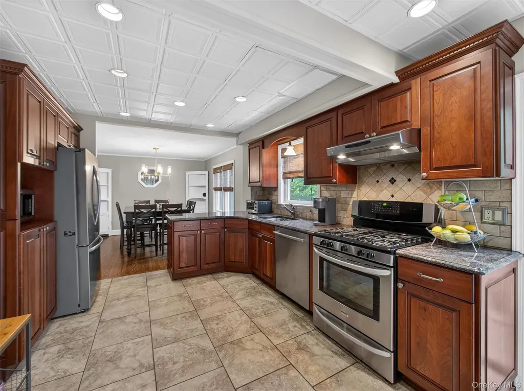 3 Hillside Avenue Suffern NY 10901