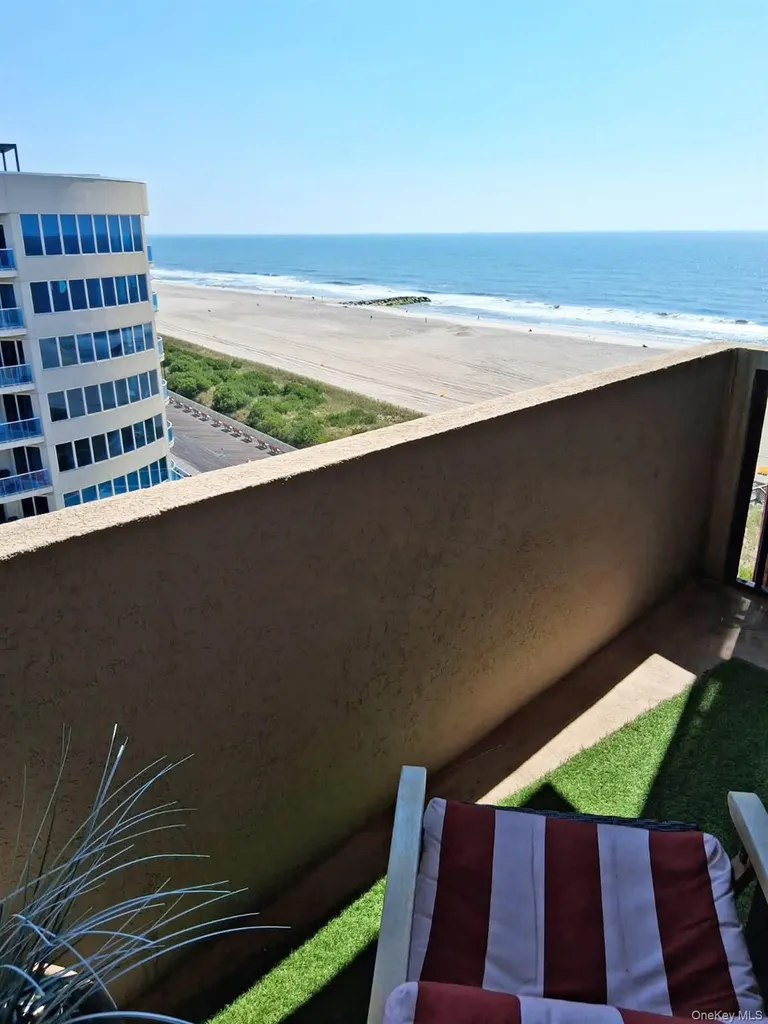 360 Shore Road Long Beach NY 11561