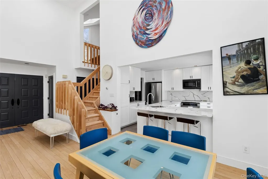 44 Diane Drive East Hampton NY 11937