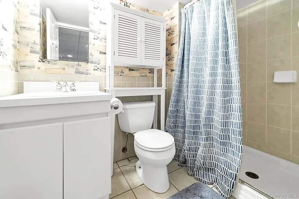 2A Baylis Place Lynbrook NY 11563